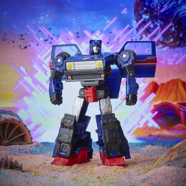 Transformers Legacy Deluxe Skids Official Image  (27 of 53)